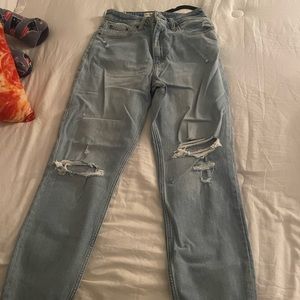Abercrombie Curve Love dad jeans